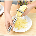 thumbnail image 4 of Queilt Vegetable shredders Vegetable cutters Graters Kitchen utensils, 4 of 5
