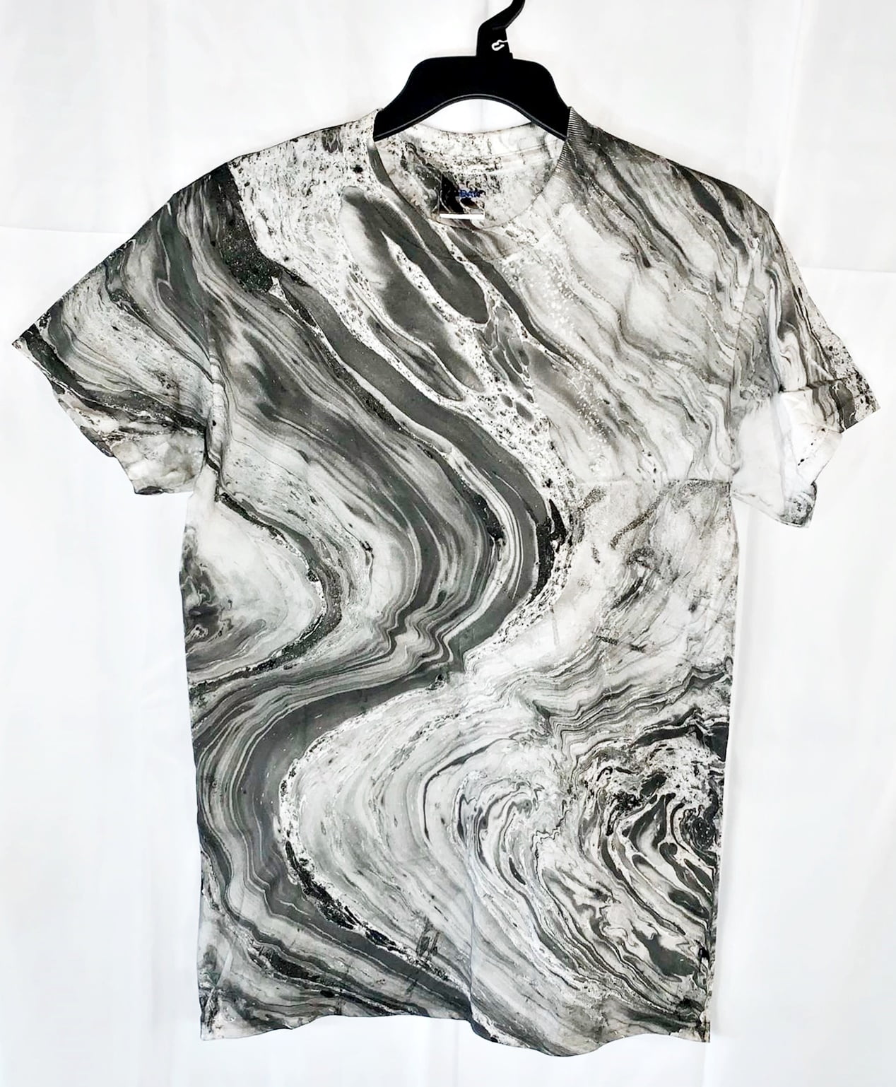 gray tie dye shirt