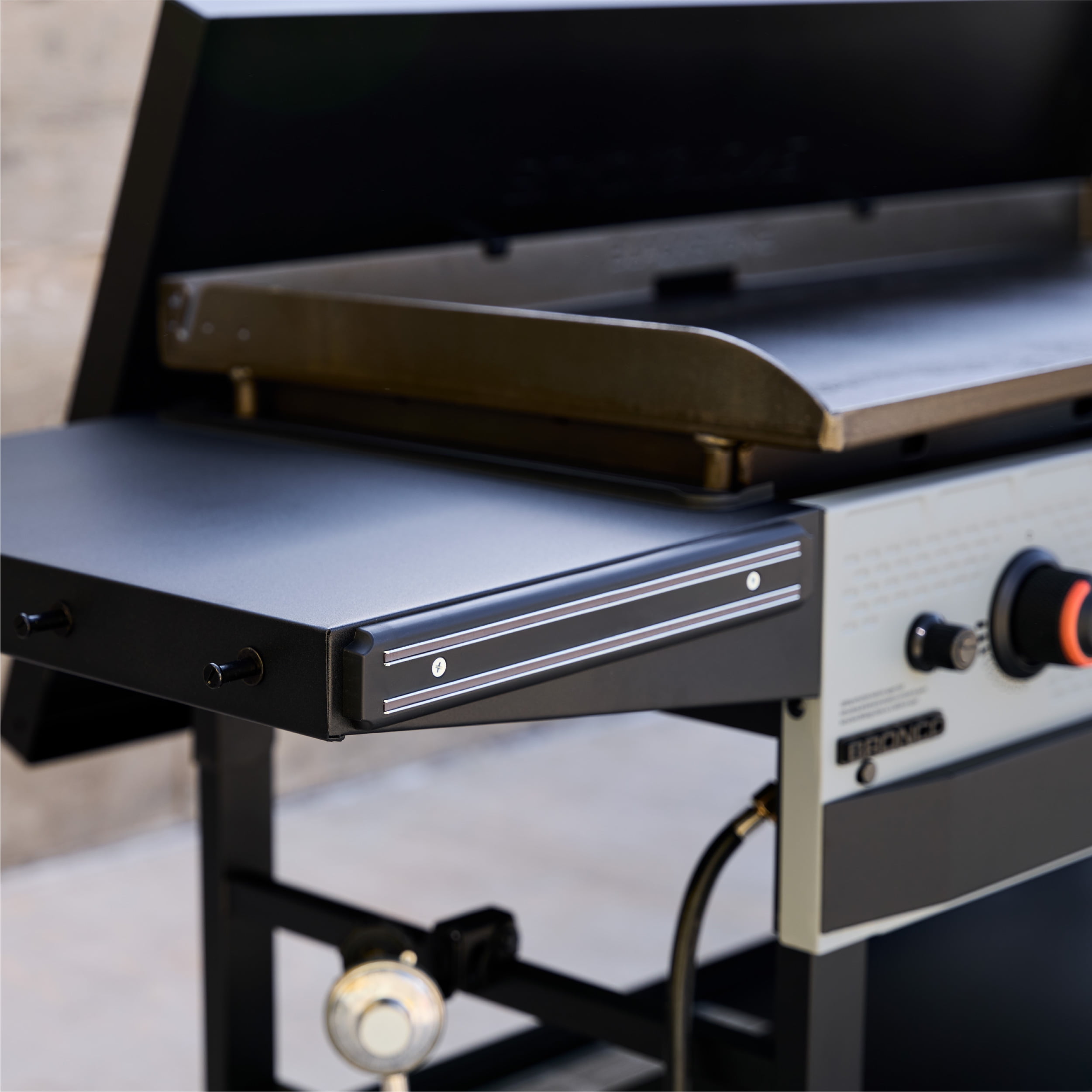 Blackstone Bronco Outdoor Griddle, 5-Burner 44" Propane Flat Top Grill with Hard Cover, Gray