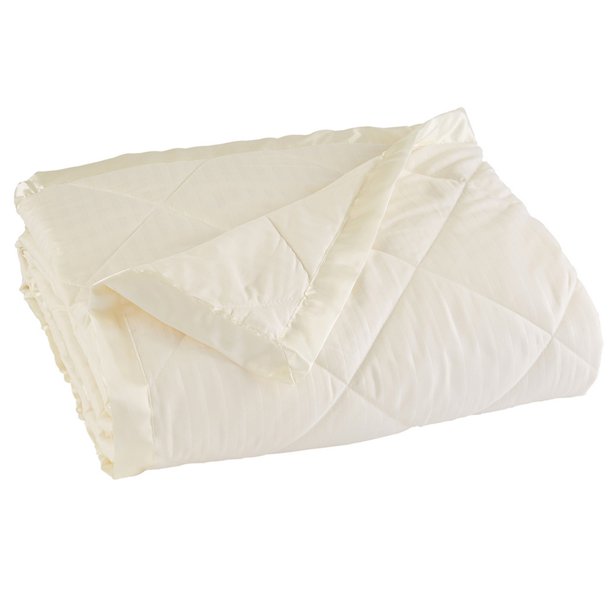 Great Bay Home Lightweight Down Alternative With Satin Trim Warm Bed