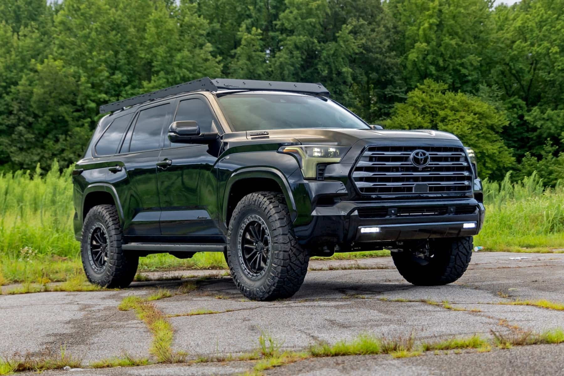 Rough Country 3.5" Inch Lift Kit for 23-26 Toyota Sequoia 4WD - 70330_A