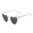 thumbnail image 1 of Gafas de sol YooThink estilo ojo de gato vintage en forma de corazón para mujer, 1 of 6