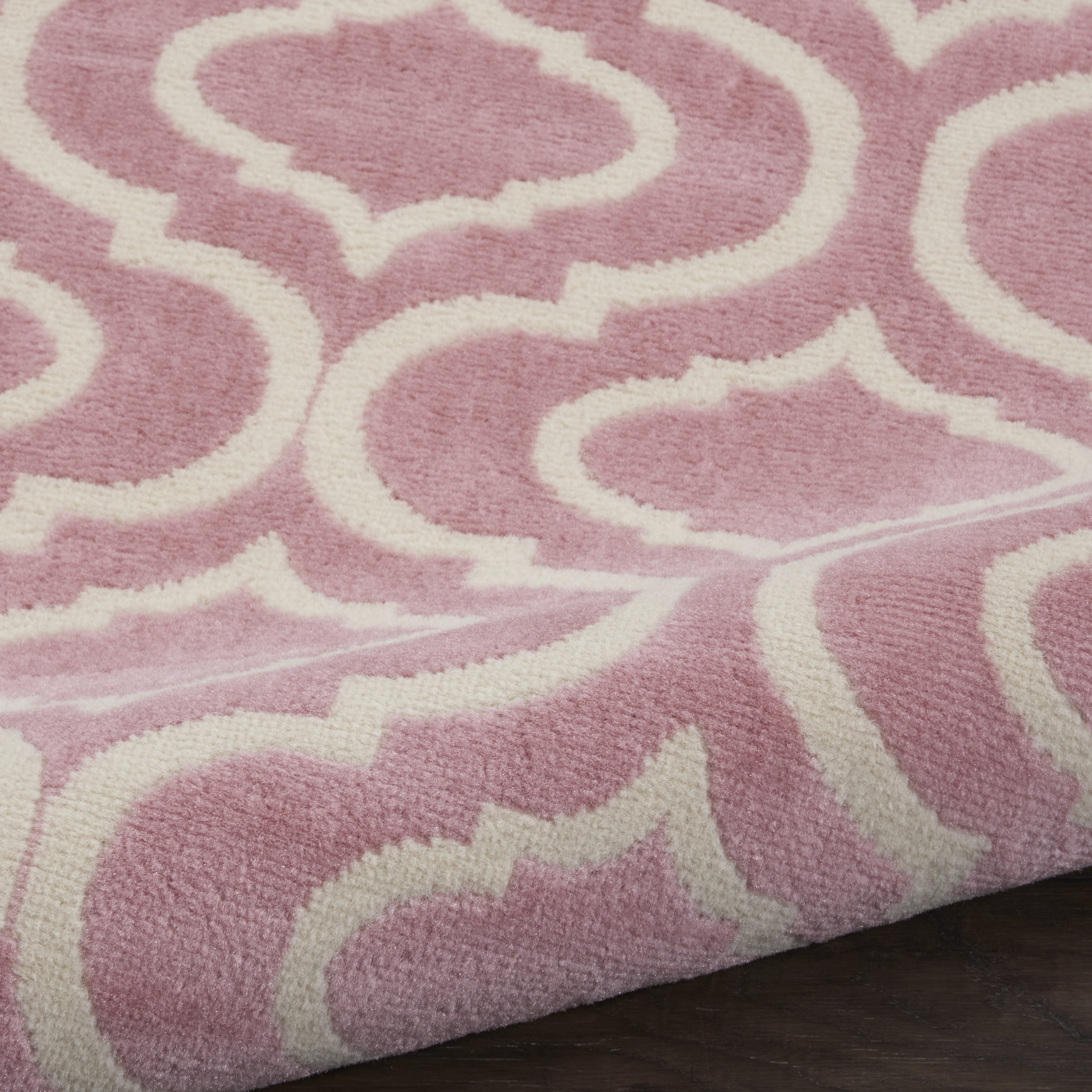 Nourison Bliss Transitional Moroccan Pink 2' x 4' Area Rug, (2' x 4')