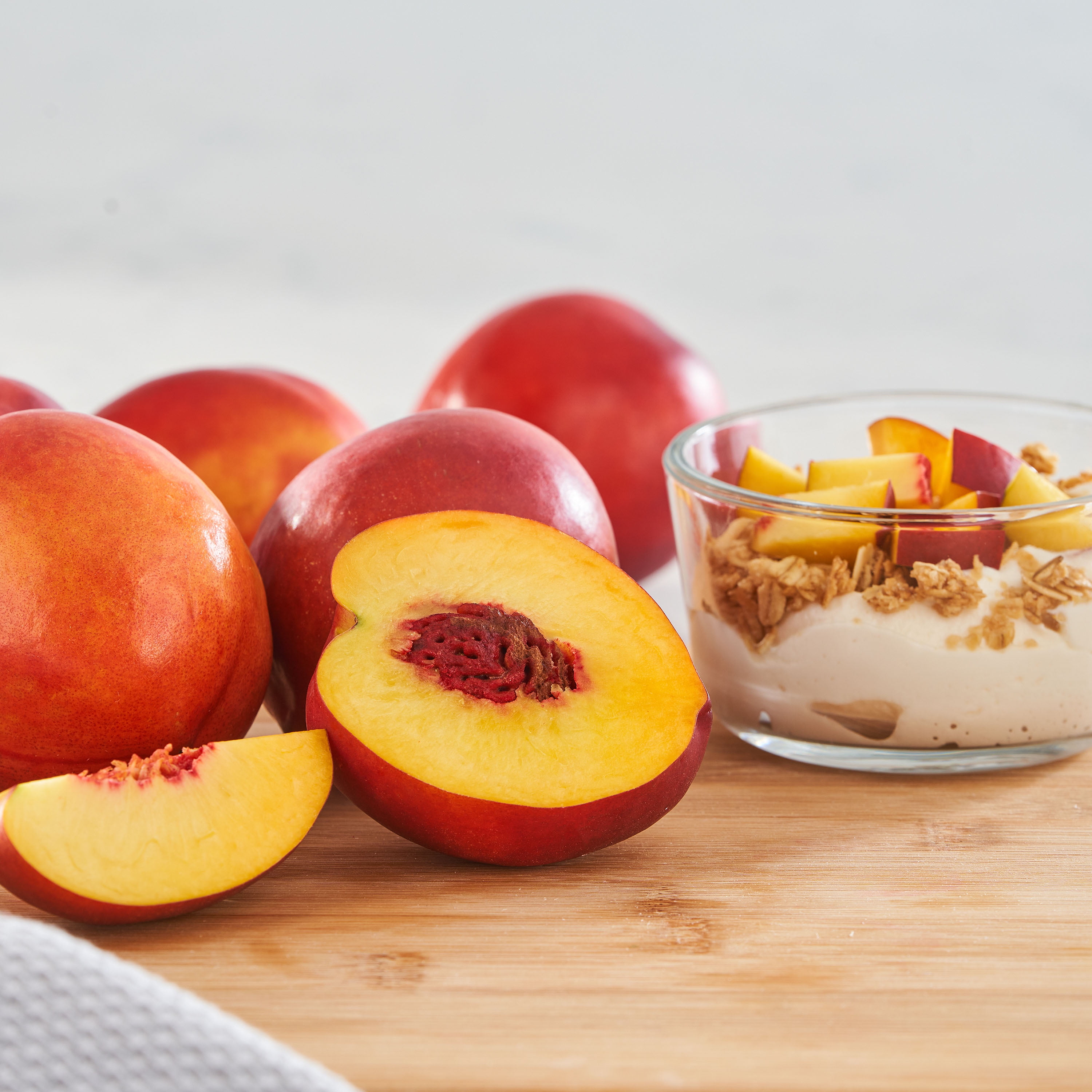 Fresh Organic Nectarines, 2 lb Bag
