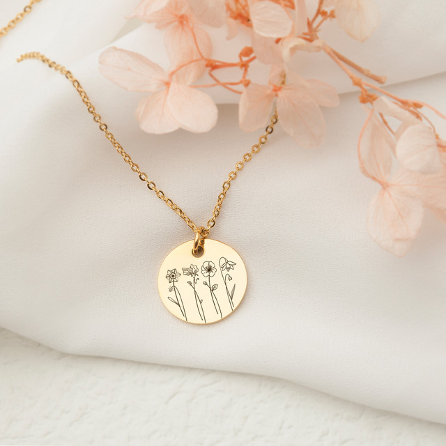 Combined Birth Flower Necklace - Birth Flower Necklace Custom - Combined Birth Flower Necklace Personalzied - Family Necklace Gift for Mom