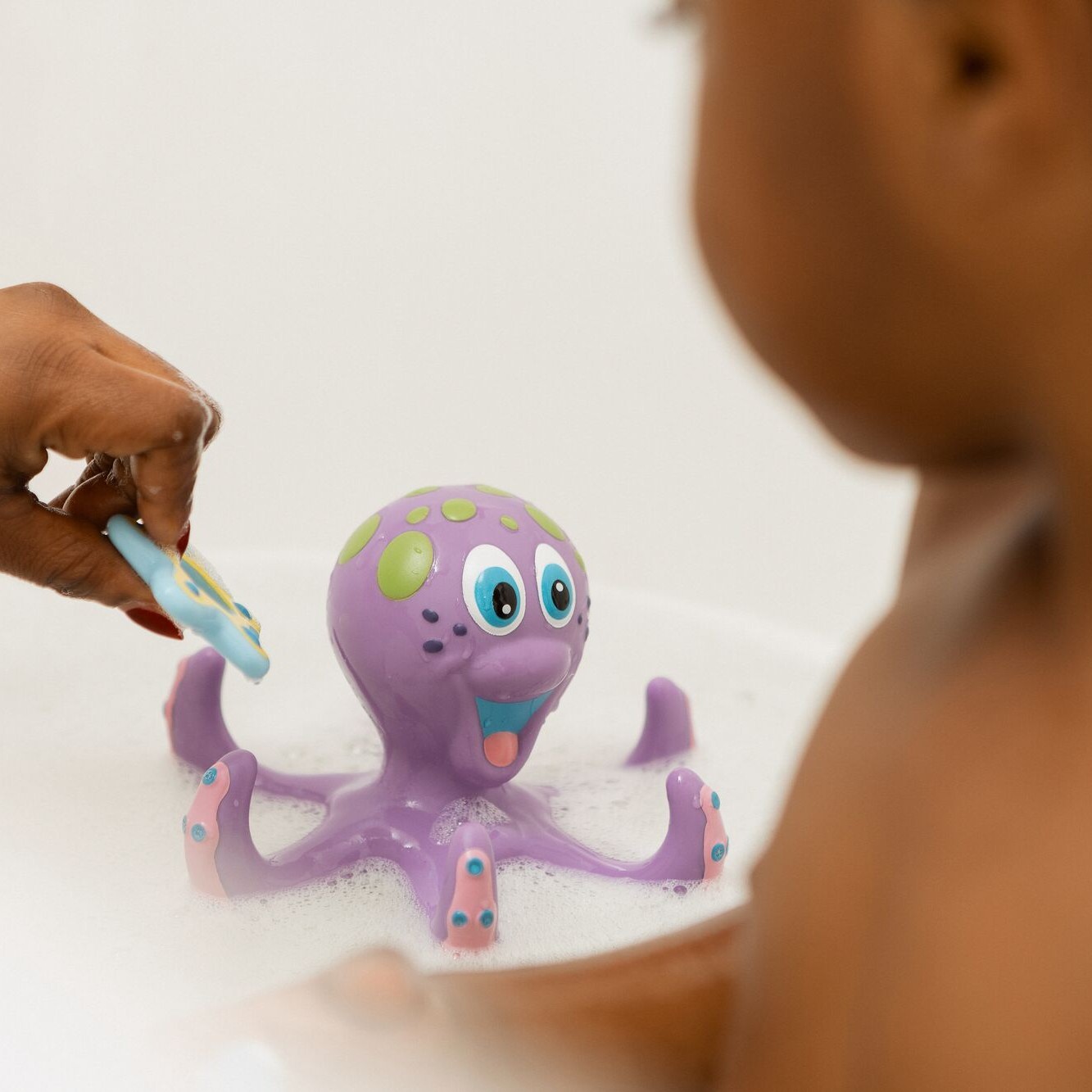 Nuby Purple Octopus Hoopla Bath Toy with Rings photo 6