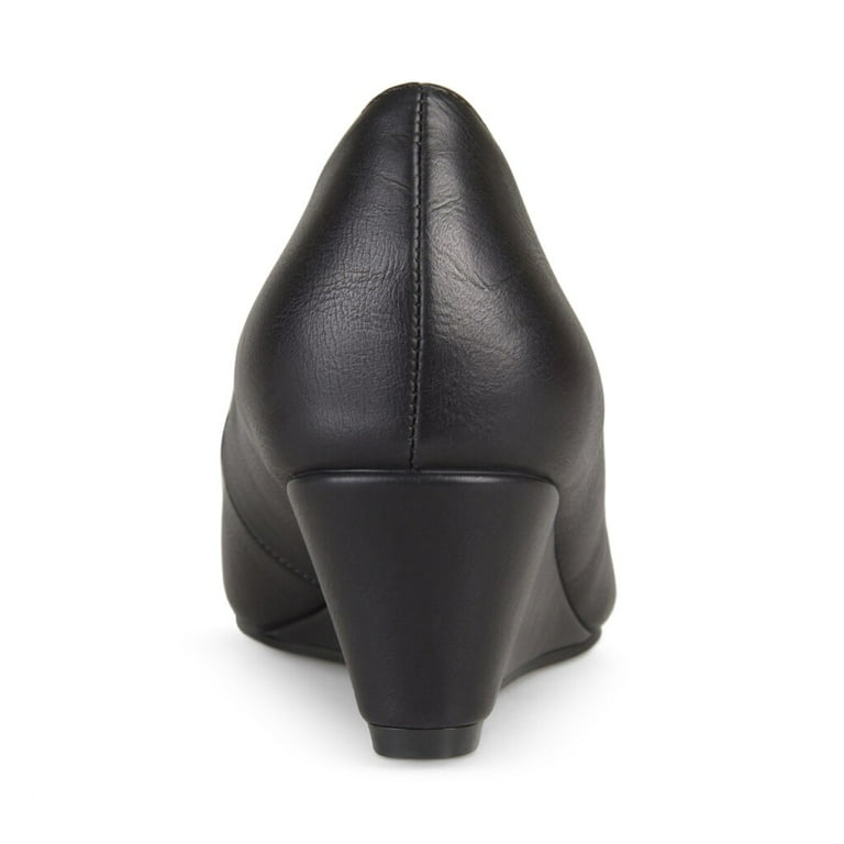 Journee collection dollup wedge pump best sale
