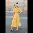 thumbnail image 3 of Vestido Plisado de Larga con Escote en V y Mangas Abullonadas, Amarillo, Talla XL, 3 of 4