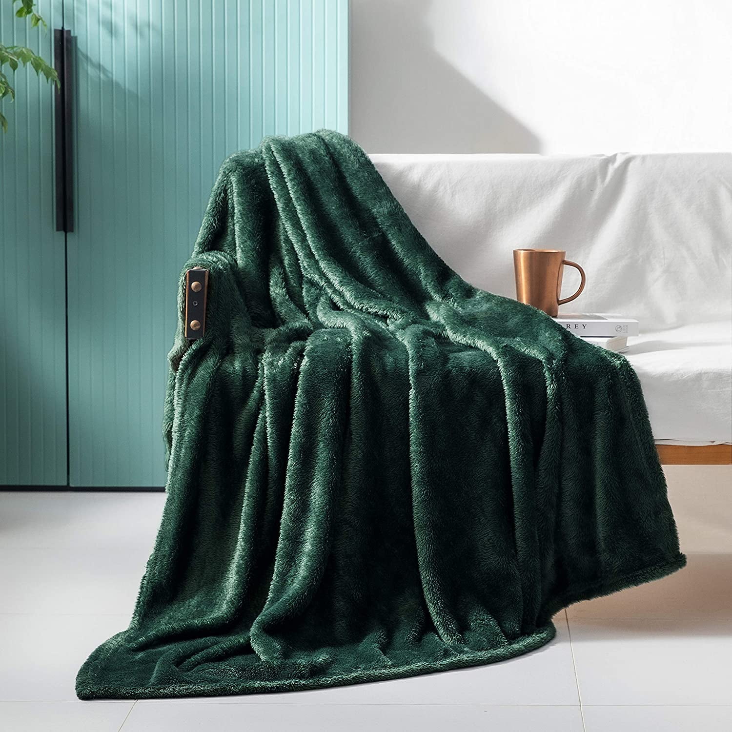 - Soft 127x178cm, Beige Warm& Lightweight Exclusivo Mezcla Plush Fuzzy Large Fleece Throw Blanket