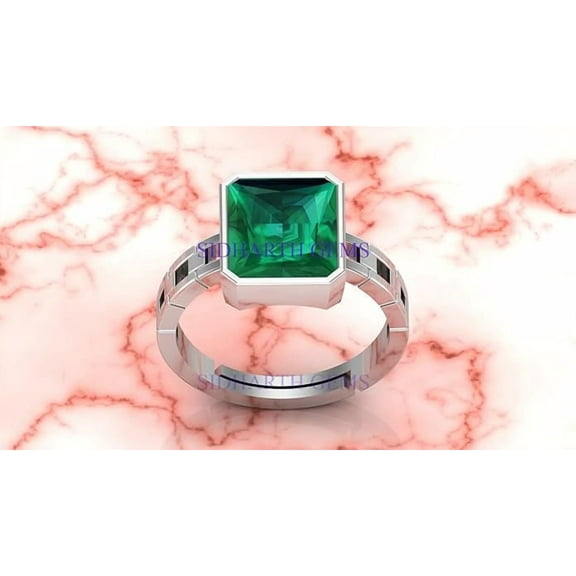8.25 Ratti 7.62 Carat Emerald Panna Gemstone Ring For Women's and Men's