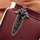 thumbnail image 4 of Negro gótico punk acrílico ángel broche de de imitación cadena borla broche broche de pecho Pin Hugo Ramo Broche, 4 of 6