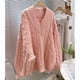 thumbnail image 4 of Suéter de punto cálido estilo holgado para mujer, moda de otoño e invierno, para exteriores, estilo informal, 4 of 4