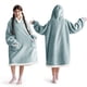 thumbnail image 1 of Sudadera con capucha Wearable Blanket Bedsure para adultos y niños, 1 of 6