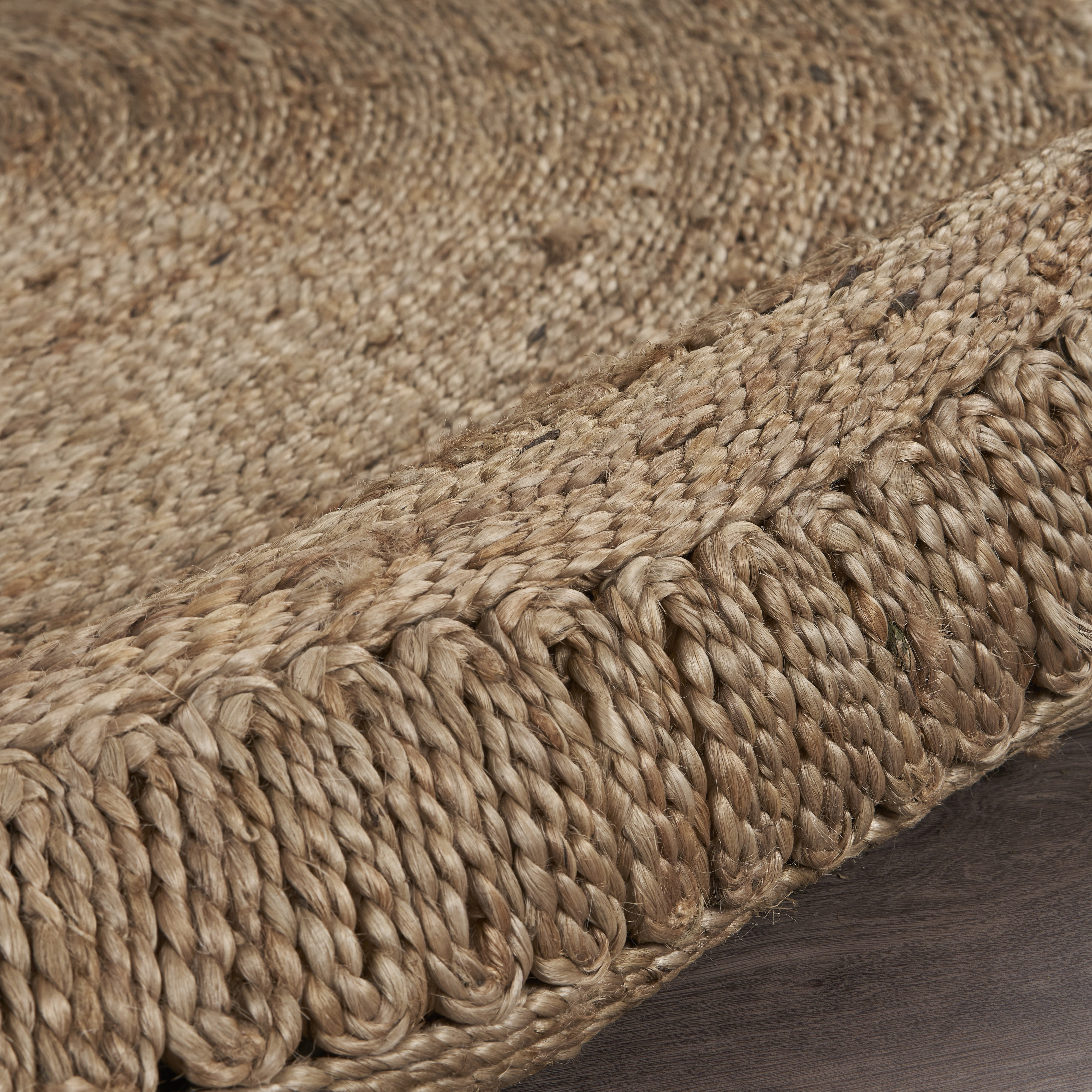 Harlow Hill Cora 6' Round Beige/Brown Striped Hand Braided Reversible Jute Indoor Area Rug