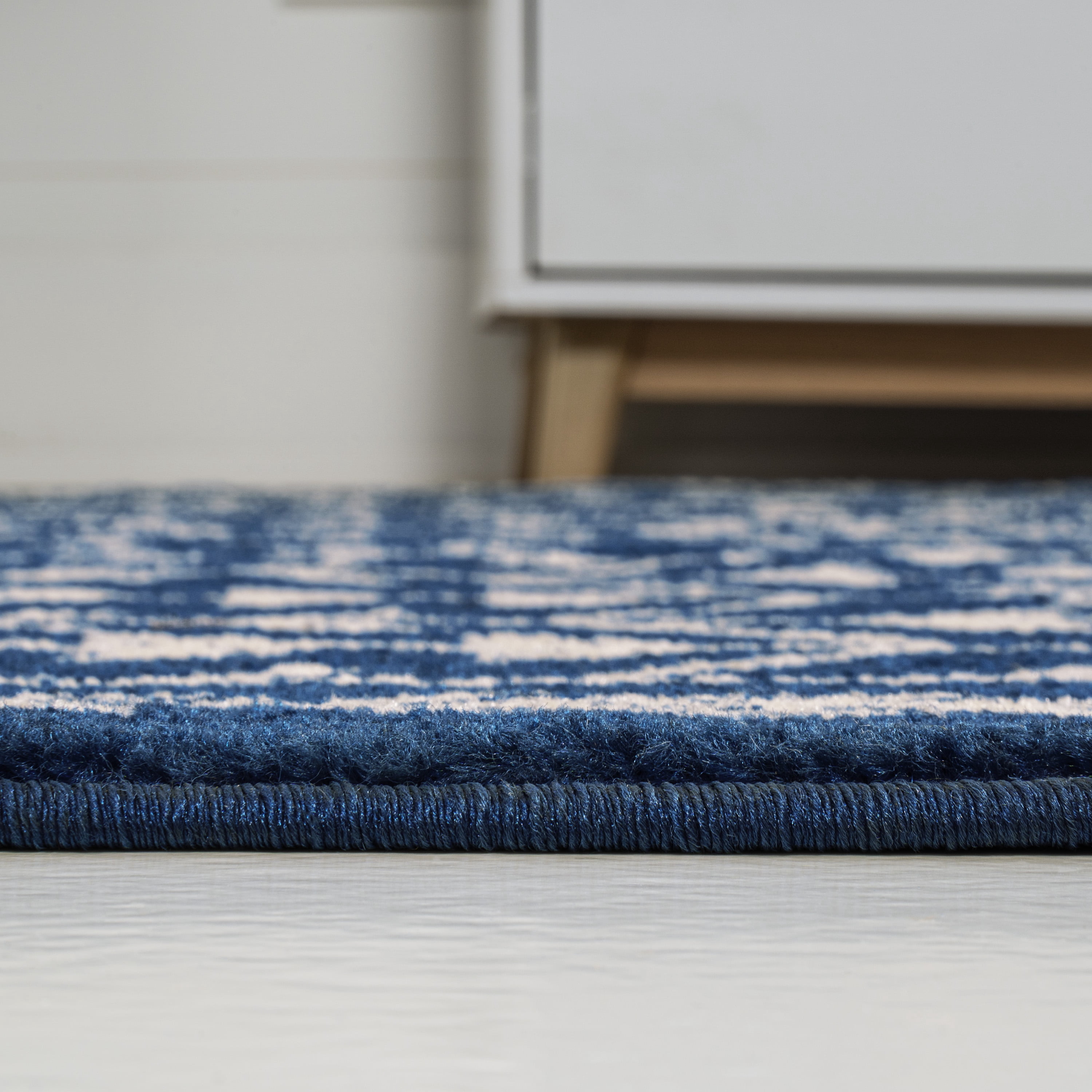 JONATHAN Y MOROCCAN HYPE 5 x 8 Area Rug, Ziri Moroccan Geometric - Navy/Cream, MOH210D-5