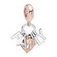 thumbnail image 1 of Pulsera con colgante de corazón de amor familiar con abalorios y circonitas, 1 of 5