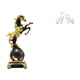 thumbnail image 1 of Colección de figuras únicas, esculturas de mesa decorativas para dormitorio, sala de estar, escritorio, centro de mesa, entrada, oficina y decoración, 1 of 8