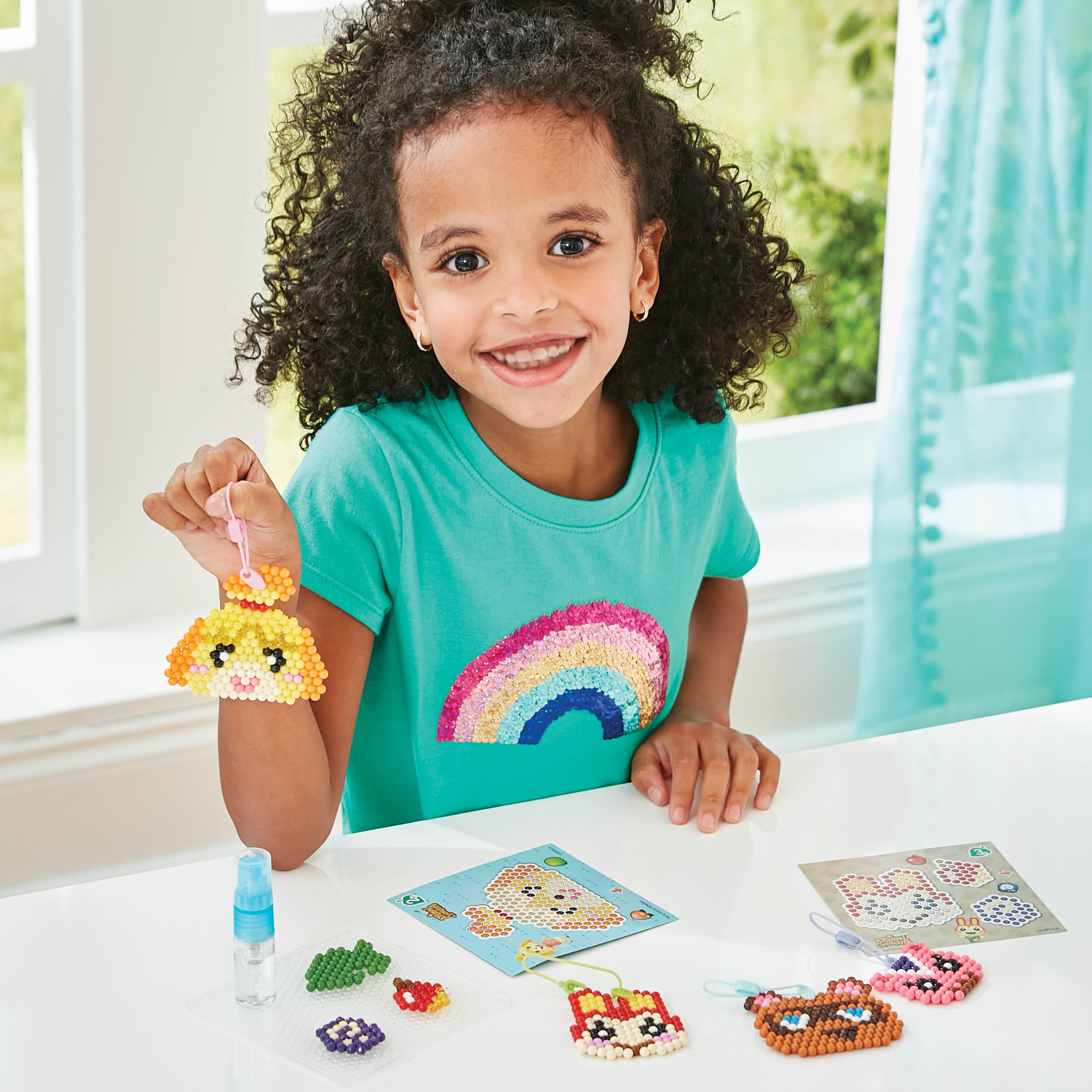 Aquabeads Animal Crossing: New Horizons Complete Arts & Crafts Kit for Children - over 870 Beads to create your favorite Villagers!