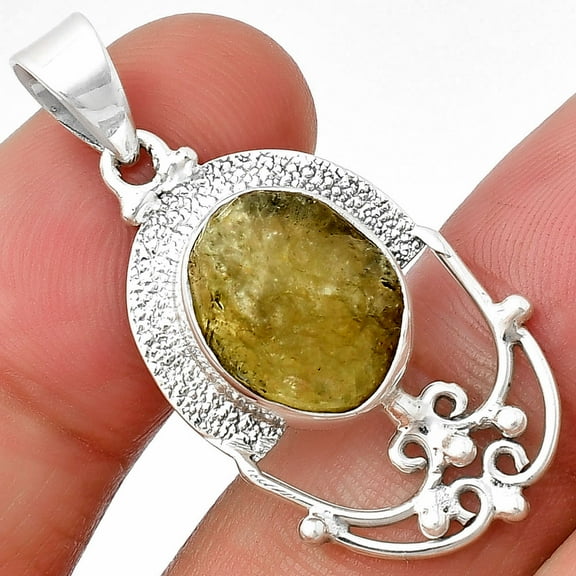 Natural Peridot Rough 925 Sterling Silver Pendant Jewelry P-1148 SDP136460