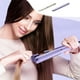 thumbnail image 1 of Varita rizadora de iones negativos y plancha para el cabello - Hierro rizador de calentamiento rápido para todo tipo de cabello, 5 niveles de temperatura, barril de 1,18", metal blanco, 1 of 6