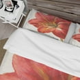 thumbnail image 4 of Designart 'Vivid Red Amaryllis' Traditional Duvet Cover Set, 4 of 4