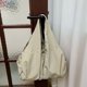 thumbnail image 5 of Bolso Hobo Holgado 1, 5 of 8