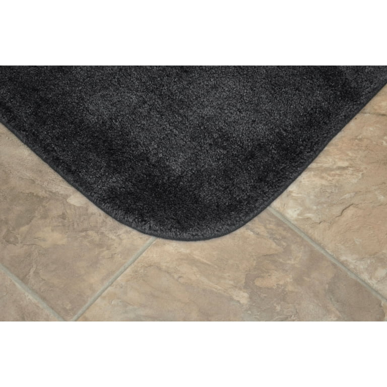 Charlton Home Herleston Brette Rectangle Nylon Non-Slip Bath Rug Size: Runner 1' 10 x 5', Color: Platinum Gray