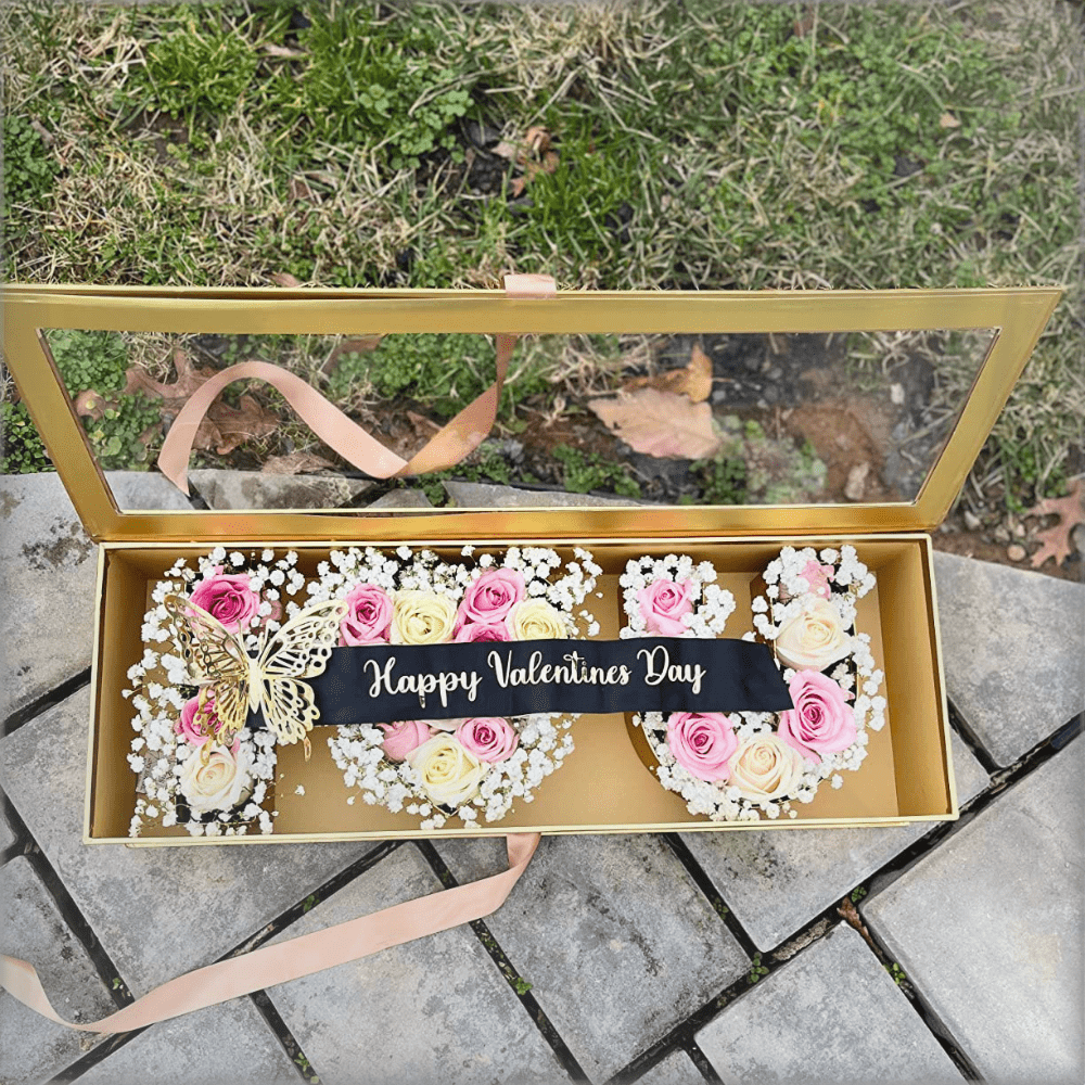 Unikpackaging “I Love U” Box, Clear Top, Plastic Liner, Ribbon, Gold