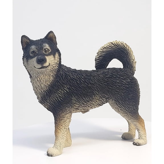 Conversation Concepts Alaskan Malamute Figurine