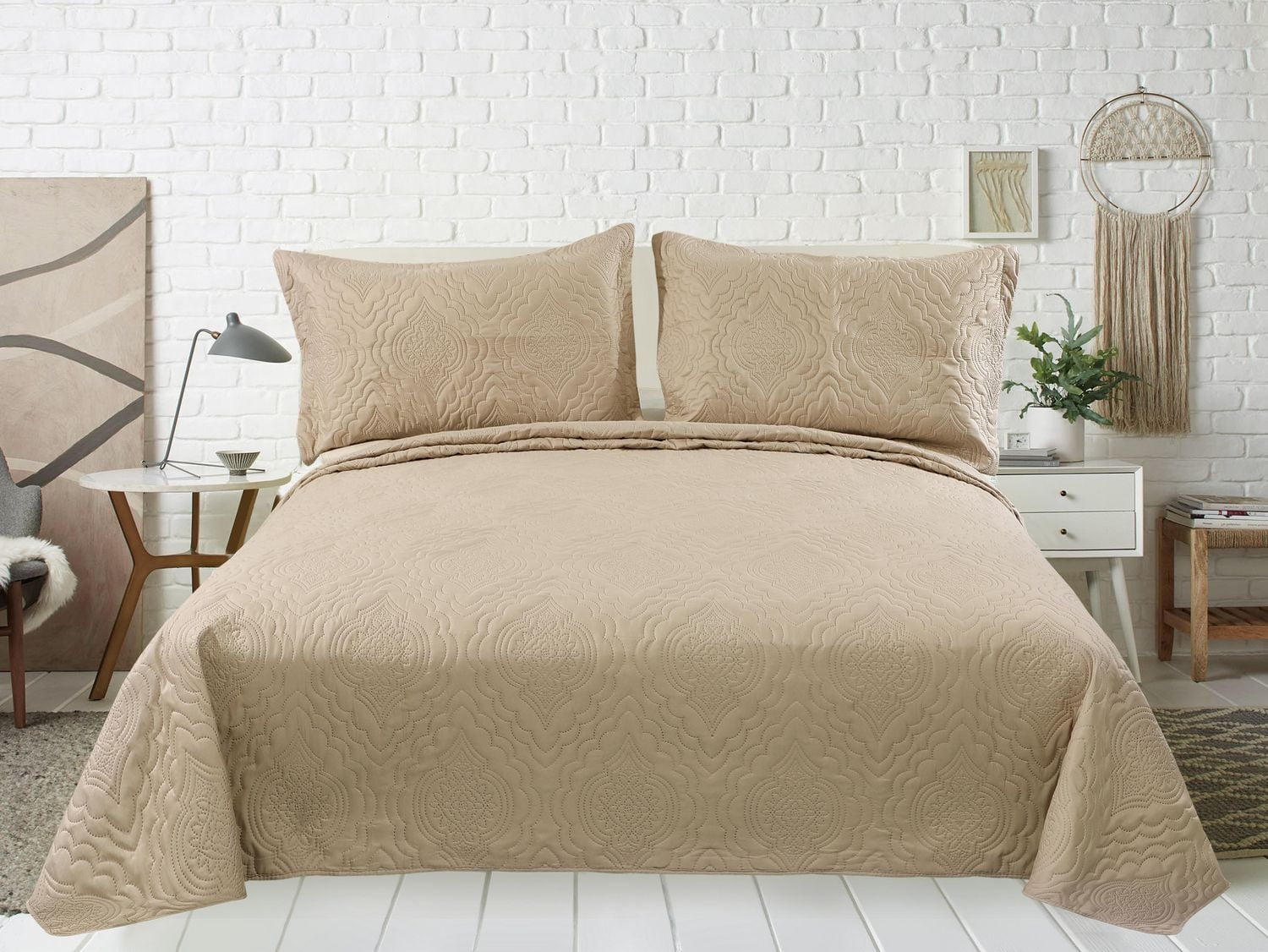 Marina Decoration Solid Embossed Pinsonic Coverlet Bedspread Bedding Ultra Soft Summer Quilt Set with Shams