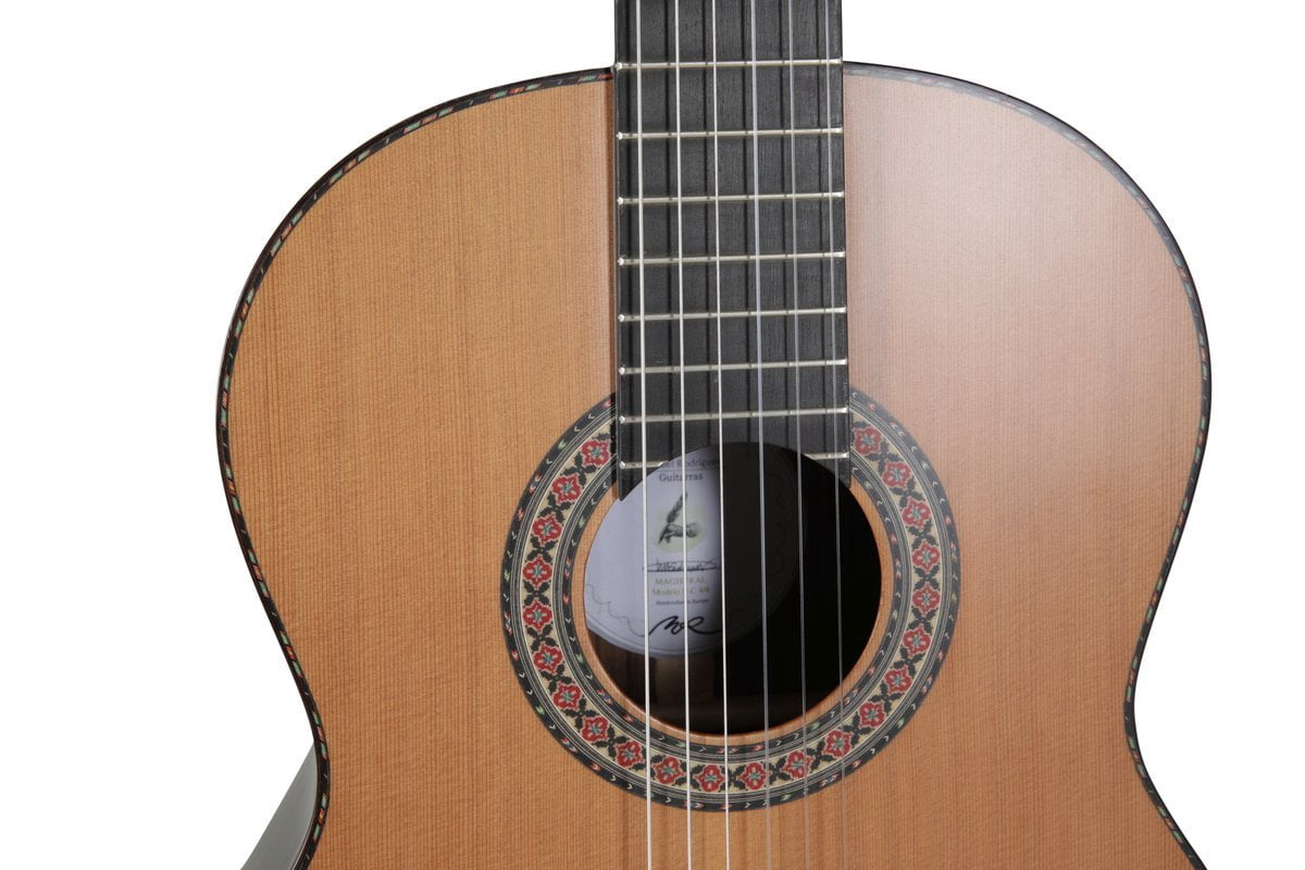Manuel Rodriguez Classical Guitar Magistral F-C, Cedar/Ind. Rosewood 4/4 Armrest