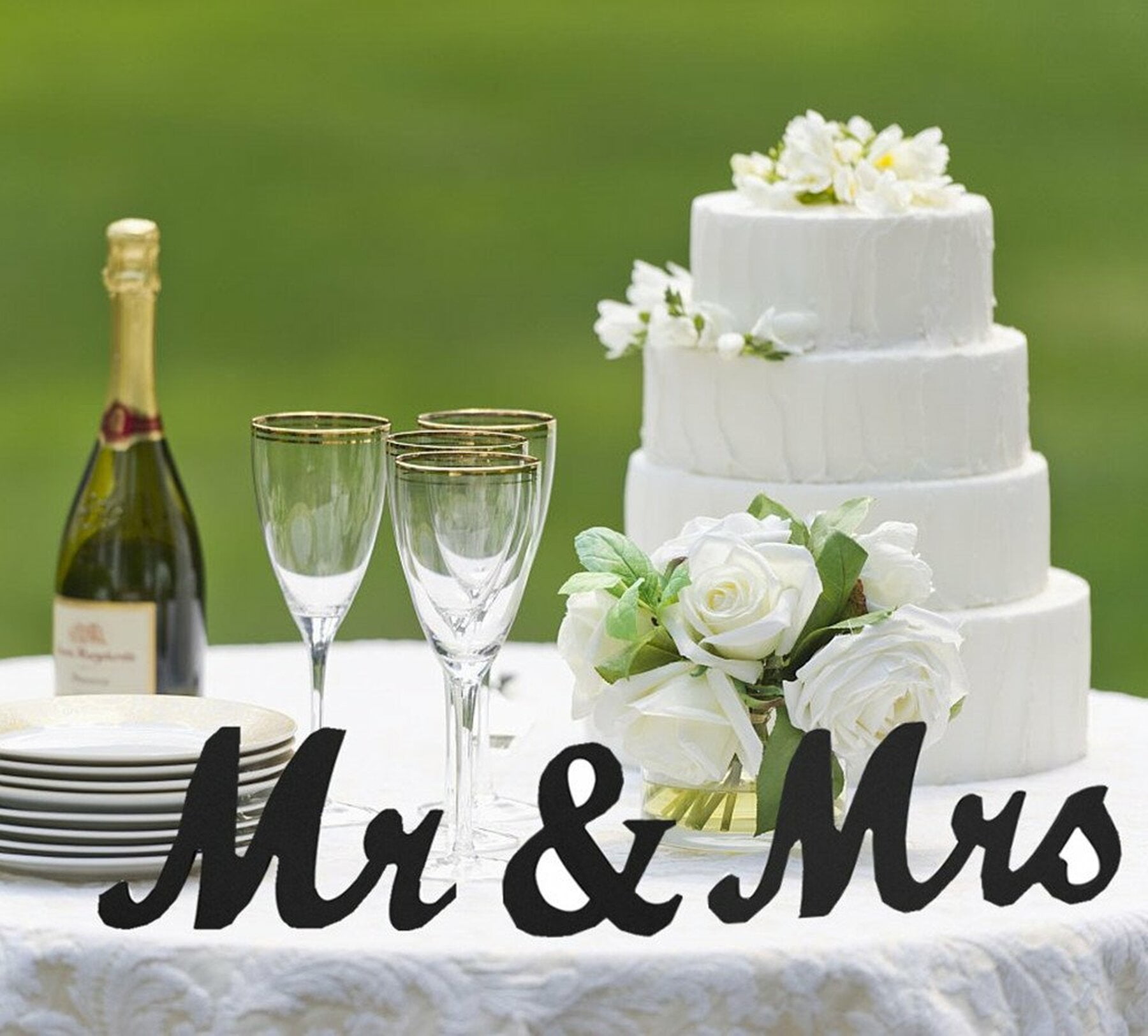 Mr & Mrs Wedding Cake Topper - Bride & Groom Kissing Sign, Black Wedding Party Decor