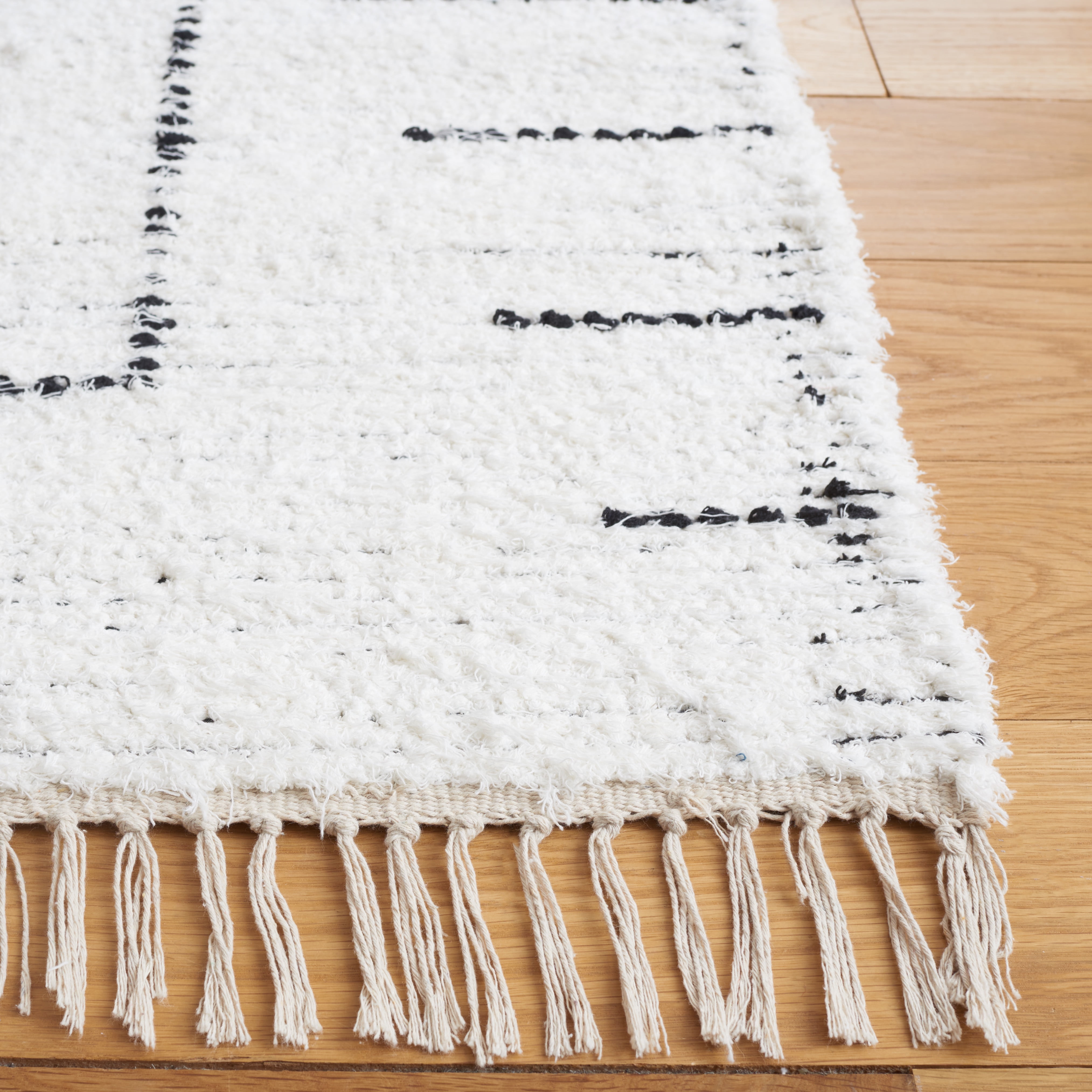 SAFAVIEH Casablanca John Geometric Cotton Area Rug, Ivory/Black, 8' x 10'