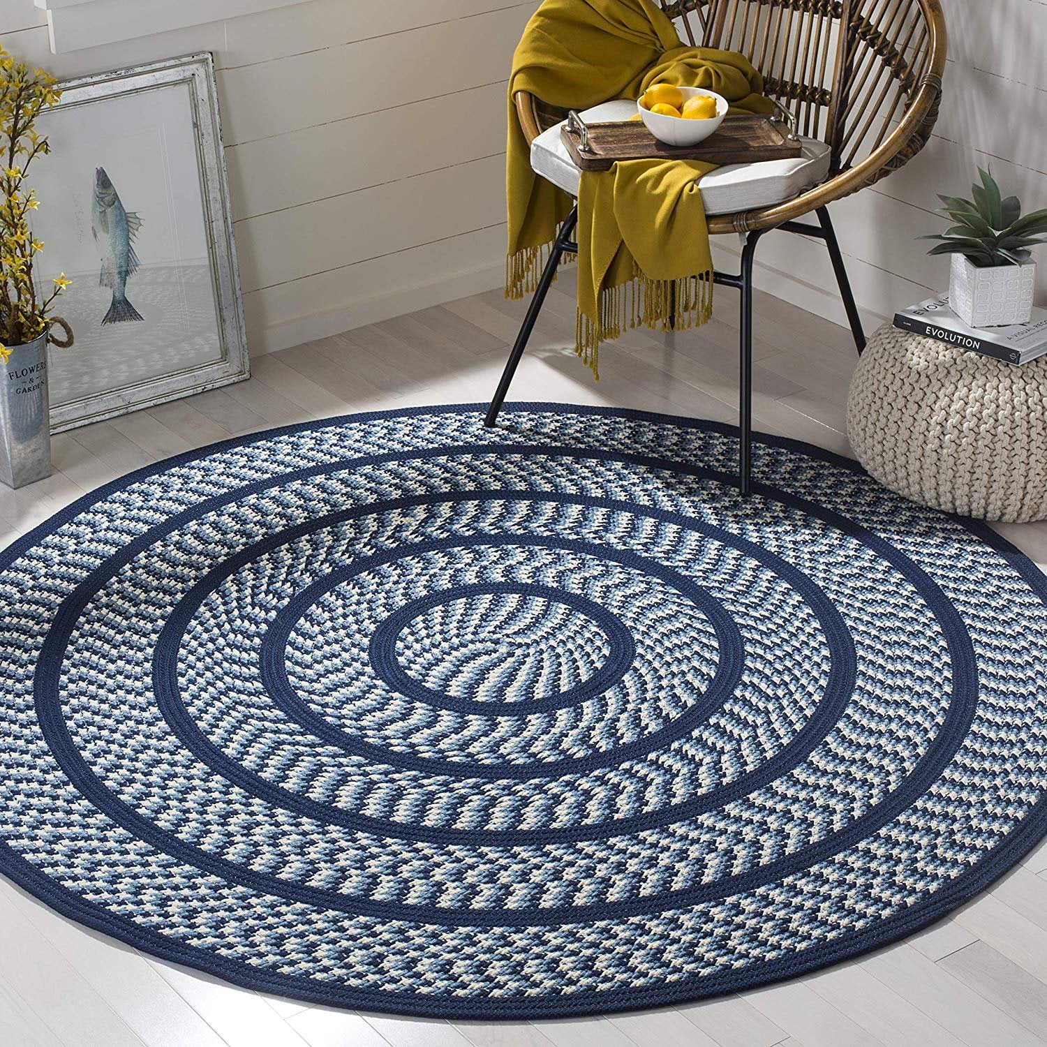 Safavieh Braided Collection BRD401D Hand Woven Ivory and Navy Round
