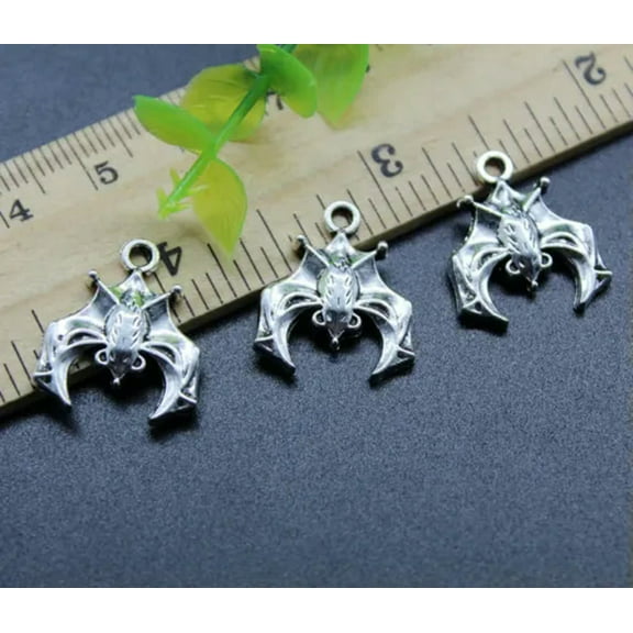 U8MO Lot 10/30/50X Cute Bat Jewelry Making DIY Alloy Charms Pendant 20*17mm-50pcs