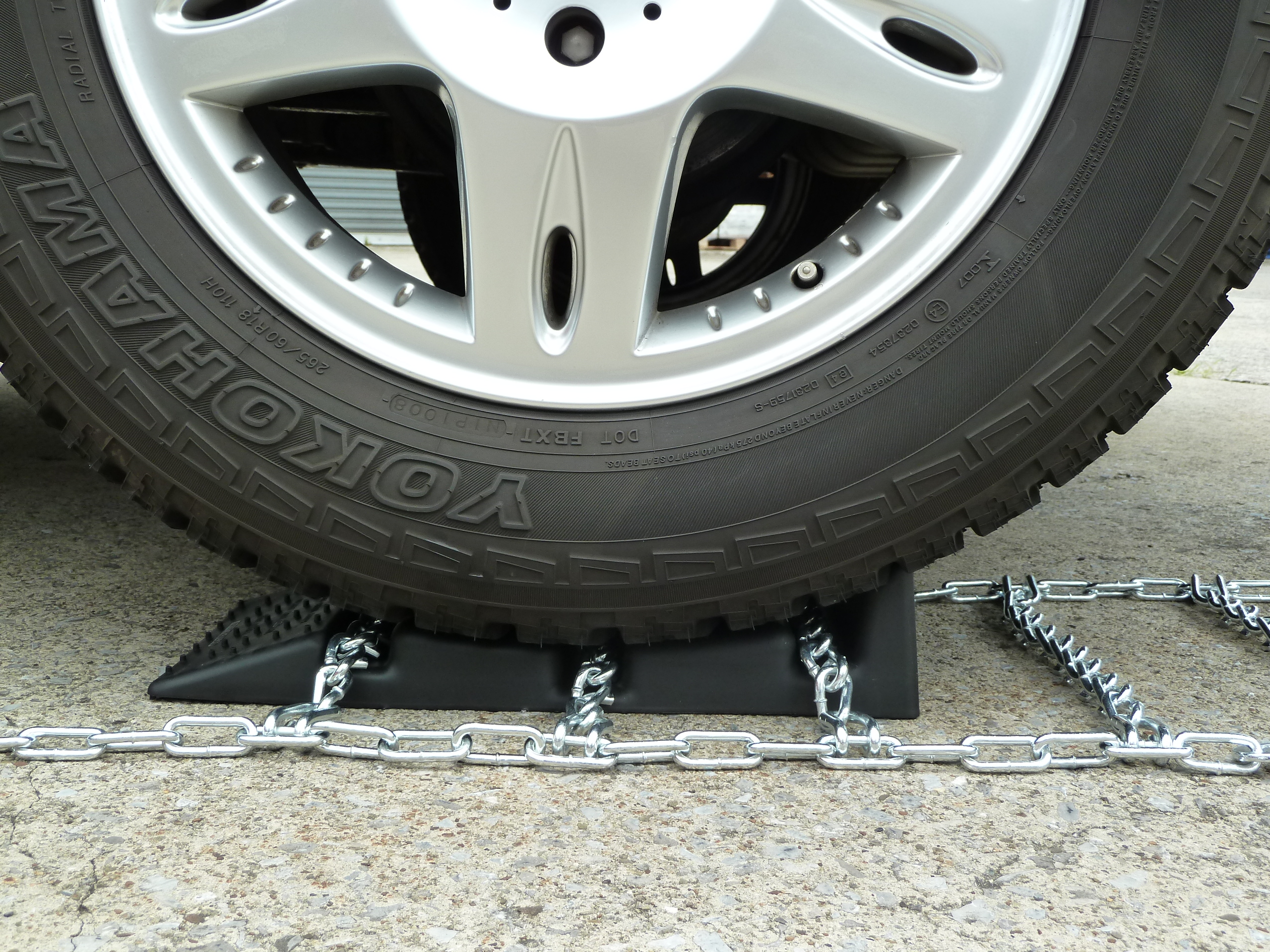 Buy Snow Chains Tire Chains Ramps SnoChain Ramps Online at Lowest