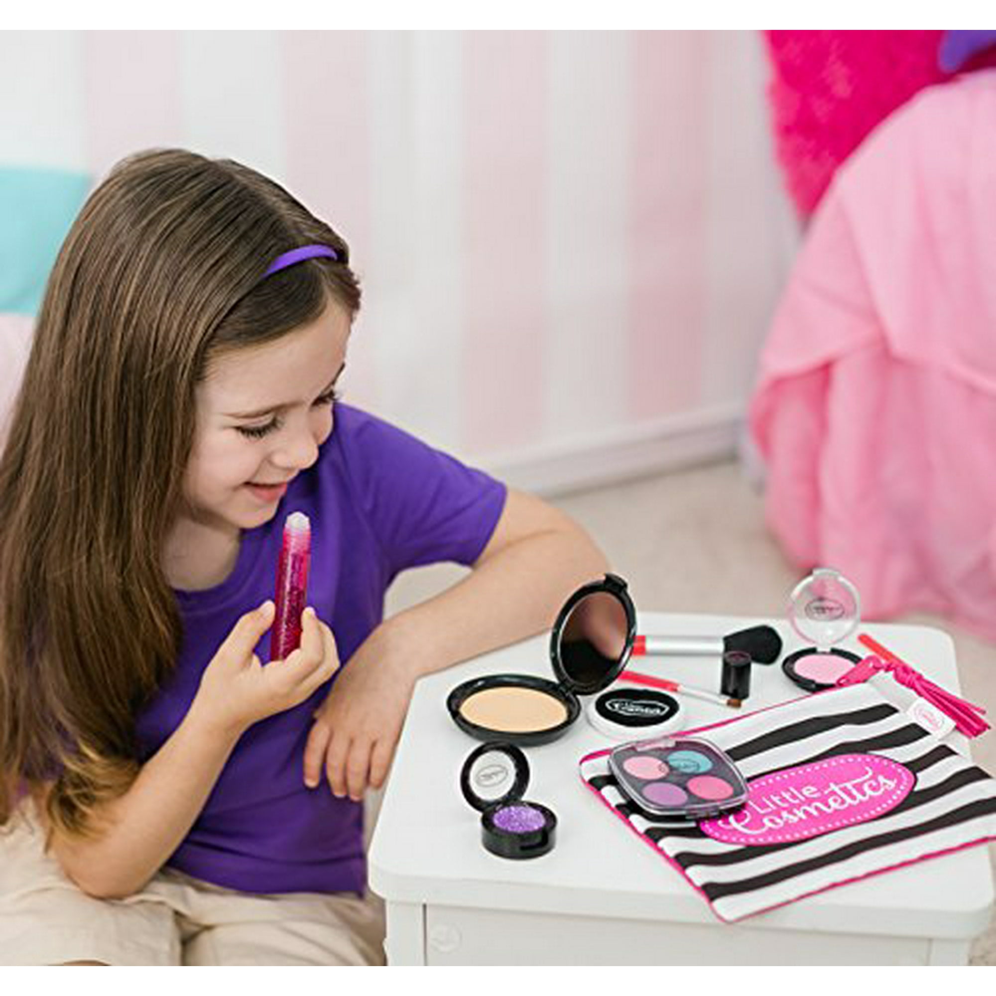 Little cosmetics pretend makeup signature set clearance