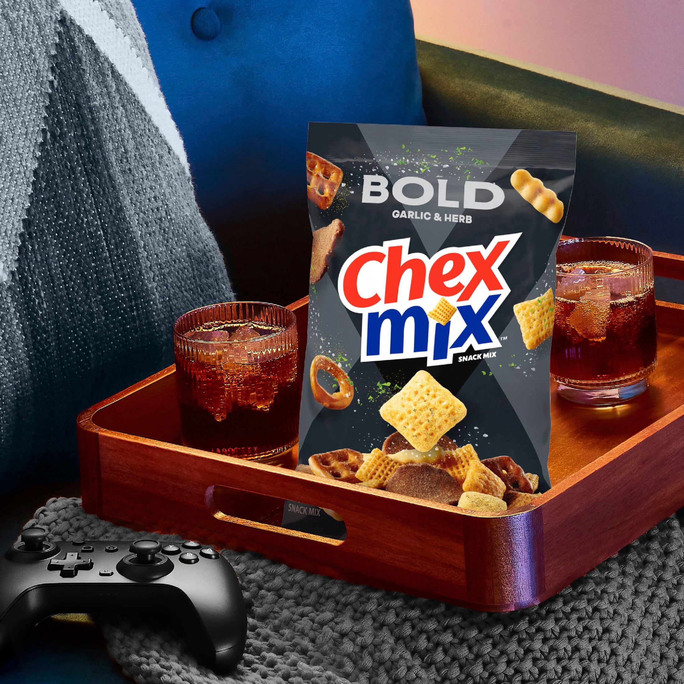 Chex Mix Bold Garlic and Herb Snack Mix, Snacks, Tailgate Size, 31 oz