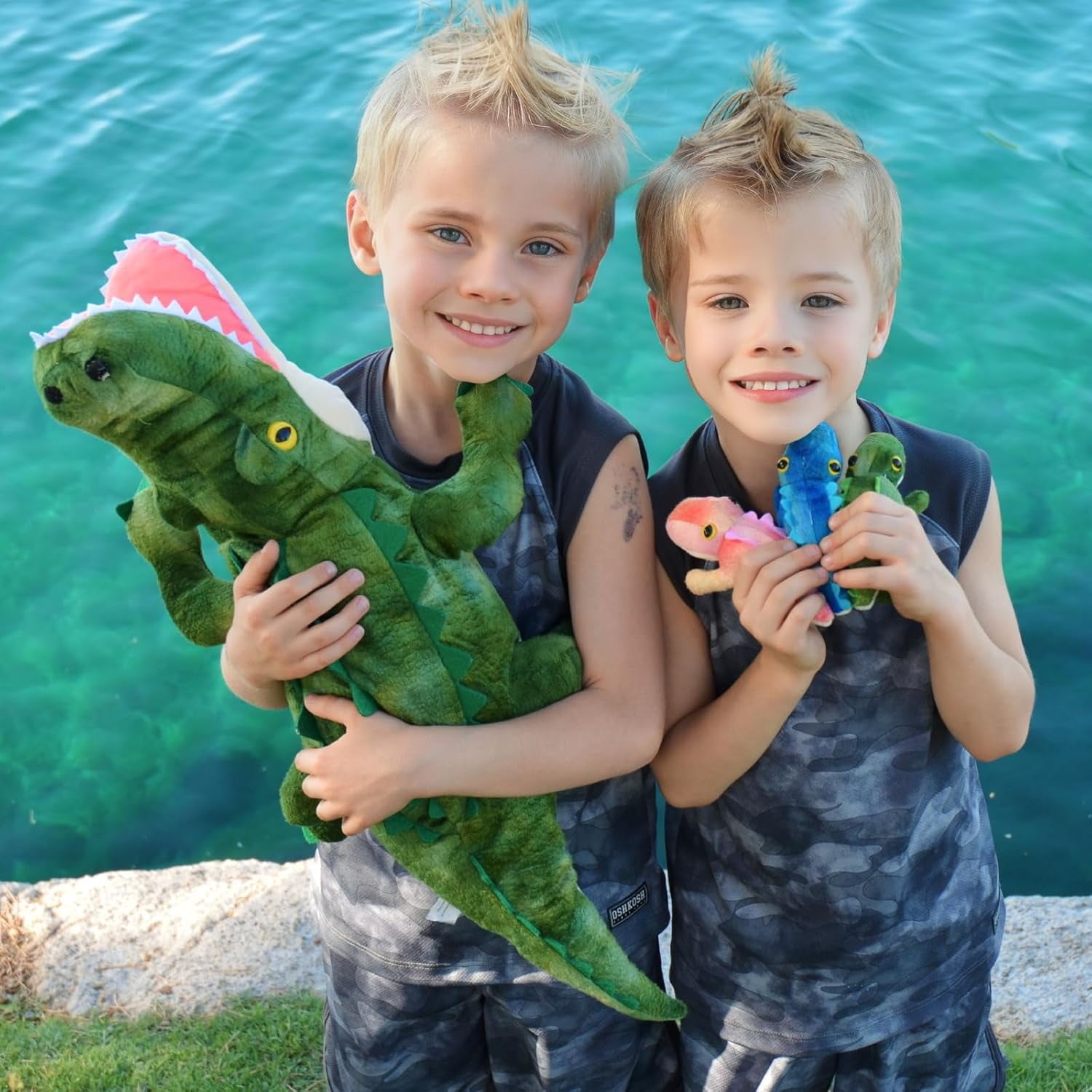MorisMos 24" Interactive Crocodile Family Plush Toy Set, Alligator Stuffed Animal Mommy with 3 Babies and 3 Eggs