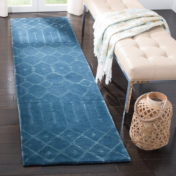 SAFAVIEH Himalaya Darin Geometric Wool Runner Rug, Navy/Silver, 2'3" x 14'