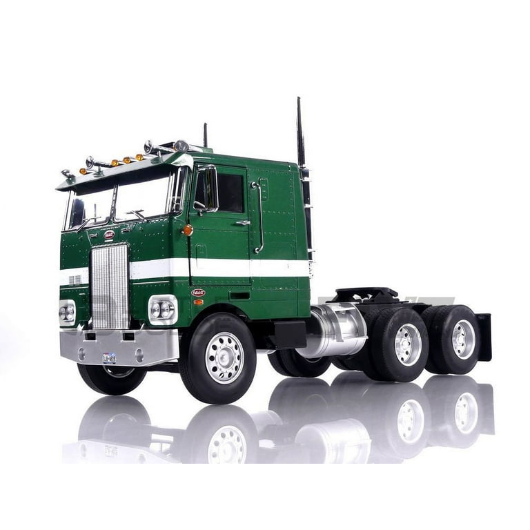 Road Kings 1977 Peterbilt 352 Pacemaker Semi Green and White Road Kings 1977 Peterbilt 352 Pacemaker Semi Green and White
