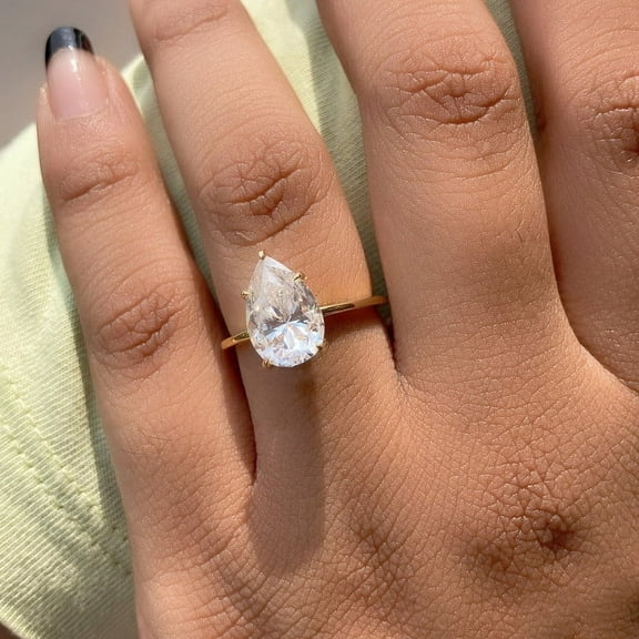solitaire jewels 3CT Pear Moissanit Hidden Halo Engagement Ring For Women, 14K Yellow Gold