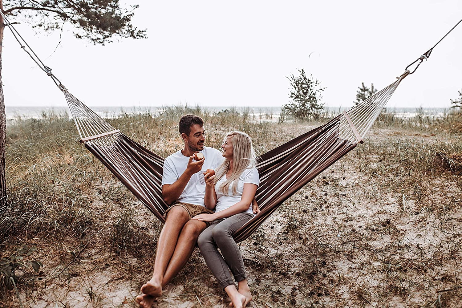 Brasilia Hammock, Handwoven, Polyester/Cotton Blend, Mocha, Single Size, Spreader Bar, 122" L X 55" W, Holds up to 330lbs