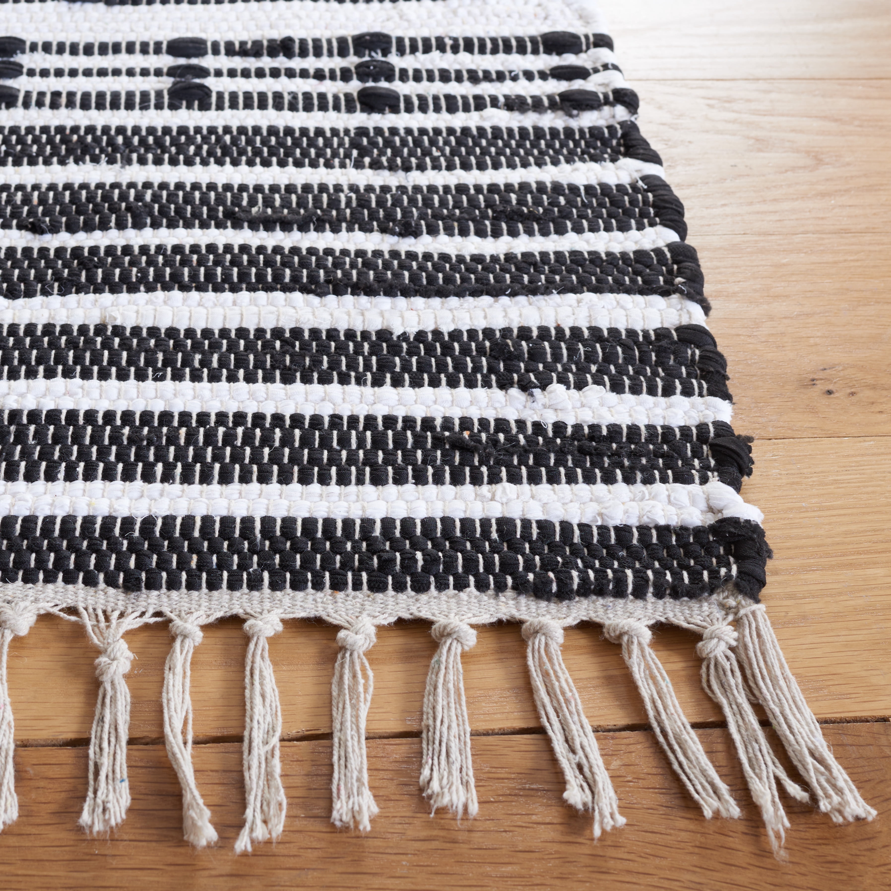 SAFAVIEH Striped Kilim Feride Striped Cotton Area Rug, Black/Ivory, 3' x 5'
