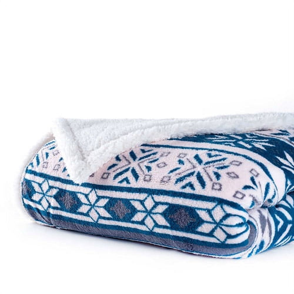 Somerset Home 50x60-inch Fleece/Sherpa Throw Blanket for Adult- Blue Snowflakes