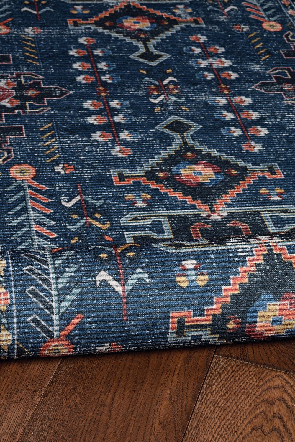 Larson 3' x 5' Washable Accent Rug, Teal and Ivory