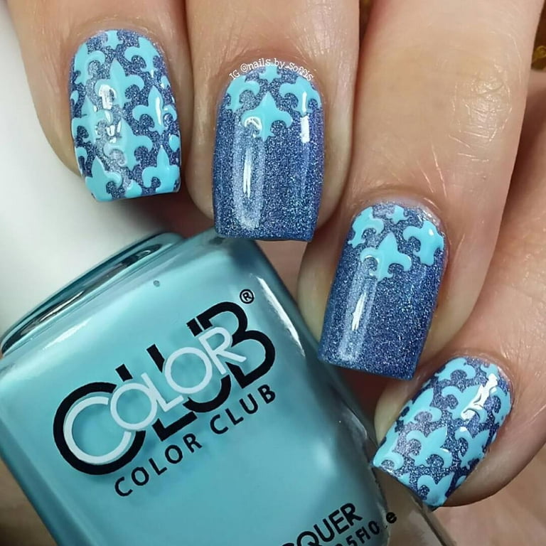 fleur de lis nail design
