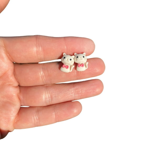 Tiny Cat Kitty Stud Earrings
