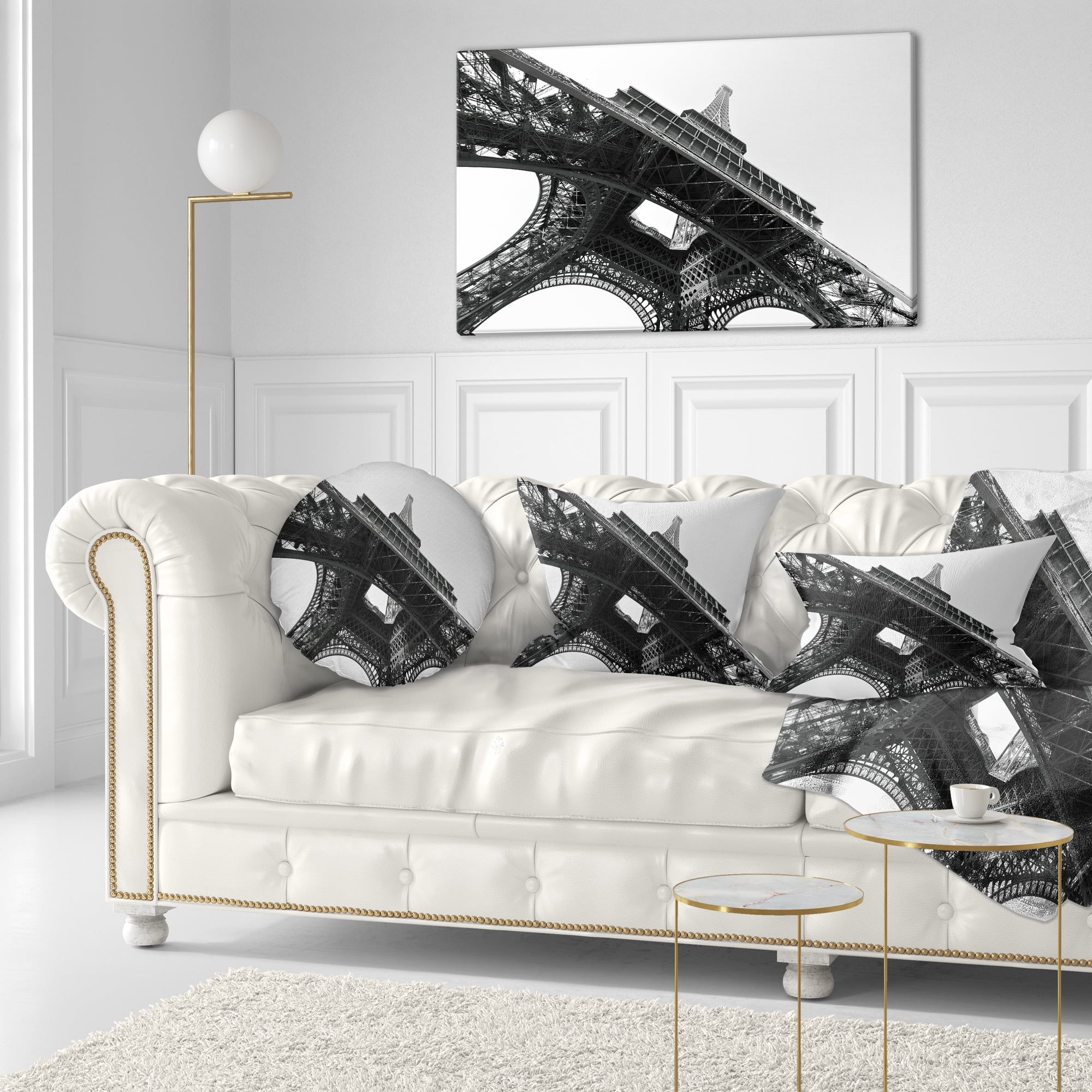 Designart Paris Eiffel Towerinto the Sky - Skyline Photography Throw Pillow - 12x20