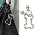 thumbnail image 3 of Llavero de coche con forma de estrella de cinco puntas y hueso de plata, pequeño, novedoso y con cierre de langosta, accesorio decorativo para bolso de estudiante., 3 of 5